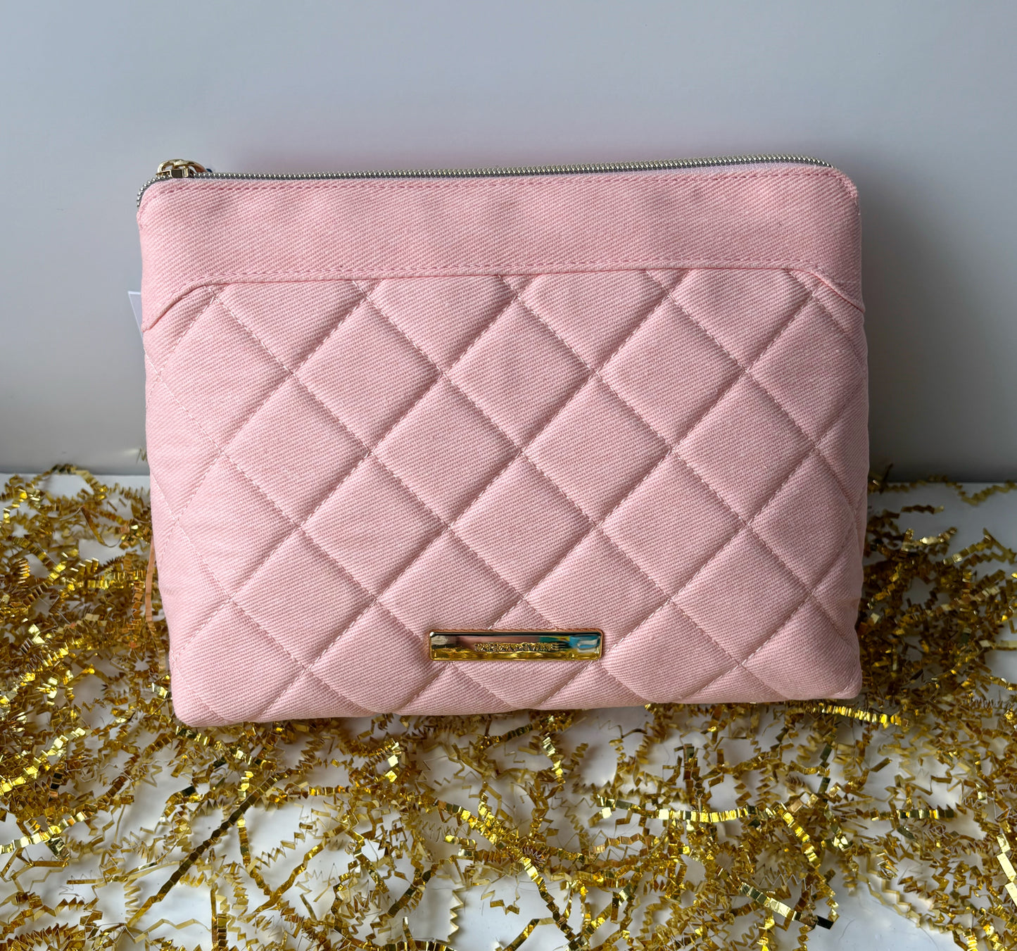 Pretty in Pink- Luxury Gift Box for Teens & Women with Jewelry, Beauty & Accessories
